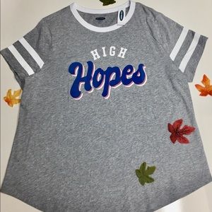 Old navy shirt shorts sleeve.